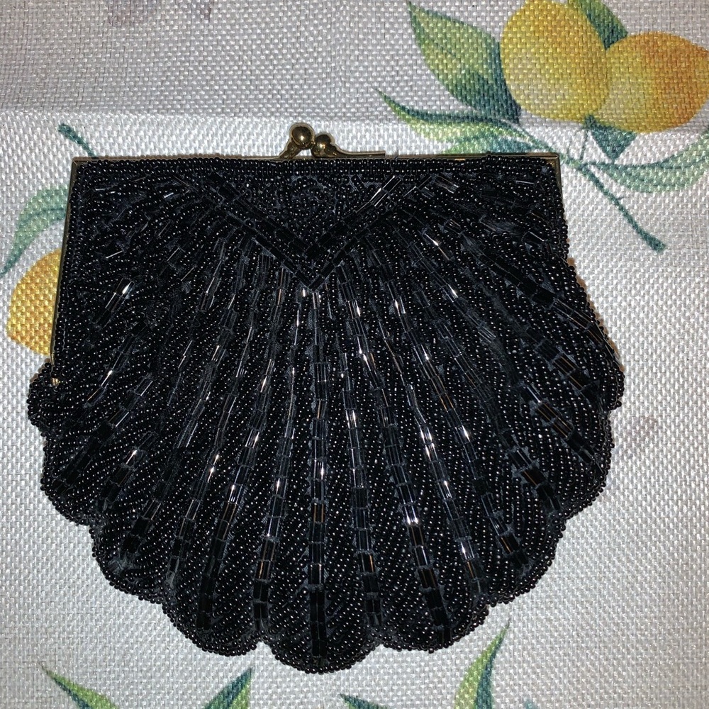 La Regale Beaded Handbag